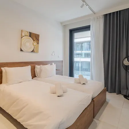 Official Mercury Lux 3br In With Pool And Ac By 360 Estates Lejlighed