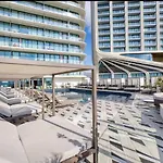 Official Mercury Lux 3br In With Pool And Ac By 360 Estates *