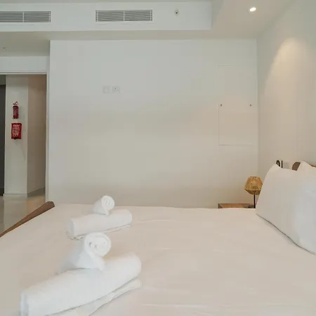 Official Mercury Lux 3br In With Pool And Ac By 360 Estates * St. Julian's